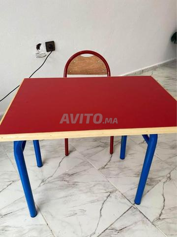 les table individuelle avec chaise adulte