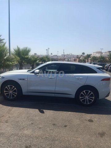 Jaguar F pace R Sport