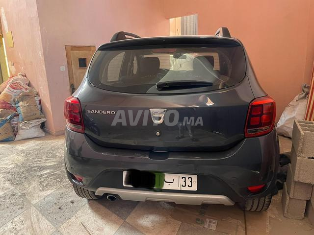 Dacia Sandero Diesel Manuelle 2018 à Ait Melloul - 2
