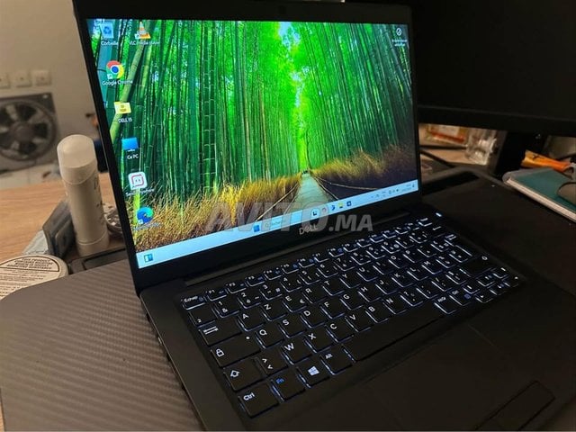  DELL LATITUDE 7390 8th GEN I5 8 RAM 256gb