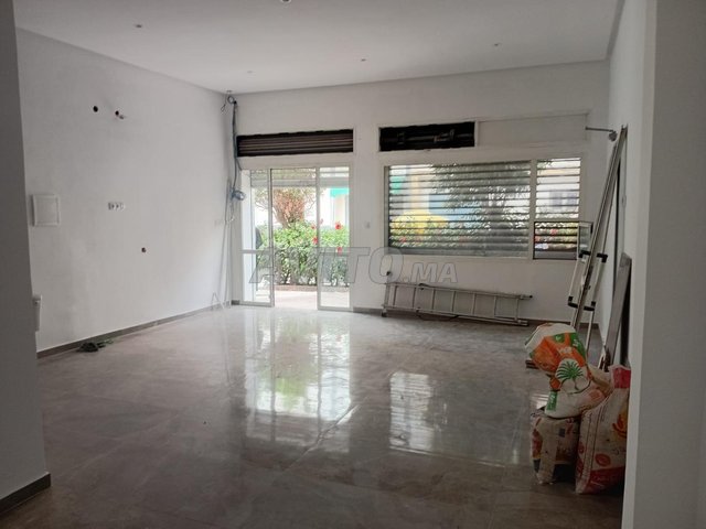 Local à louer à rabat hay nahda 1