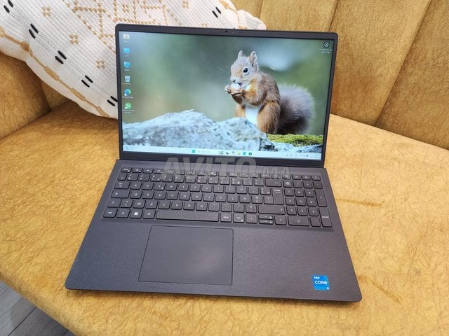 Dell VOSTRO i5 11eme Generation 256ssd 6H Battrie