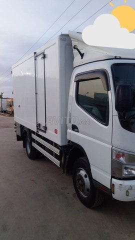 Camion Mitsubishi 3500 kg 