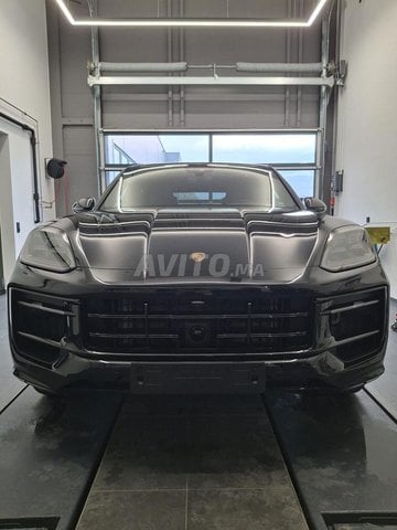 Porsche cayenne hybrid