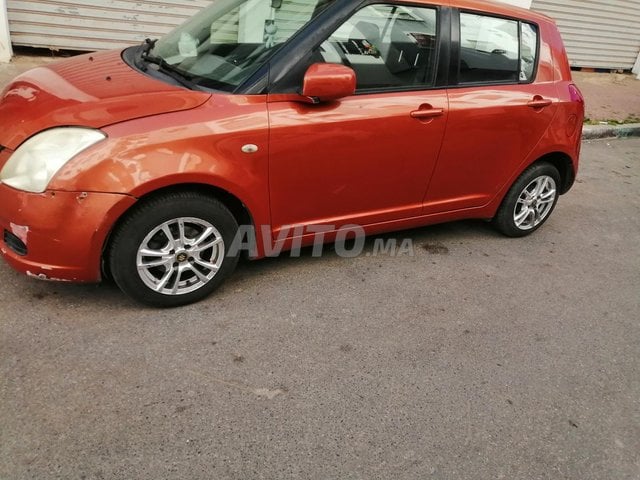 Suzuki Swift Essence Manuelle 2006 à Kénitra