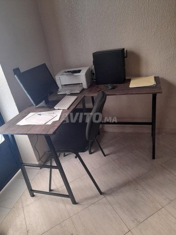 Bureau en L avec place rangement 