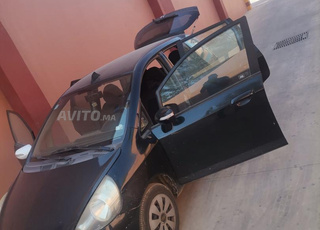 Honda Jazz Essence Manuelle 2006 à Had Soualem