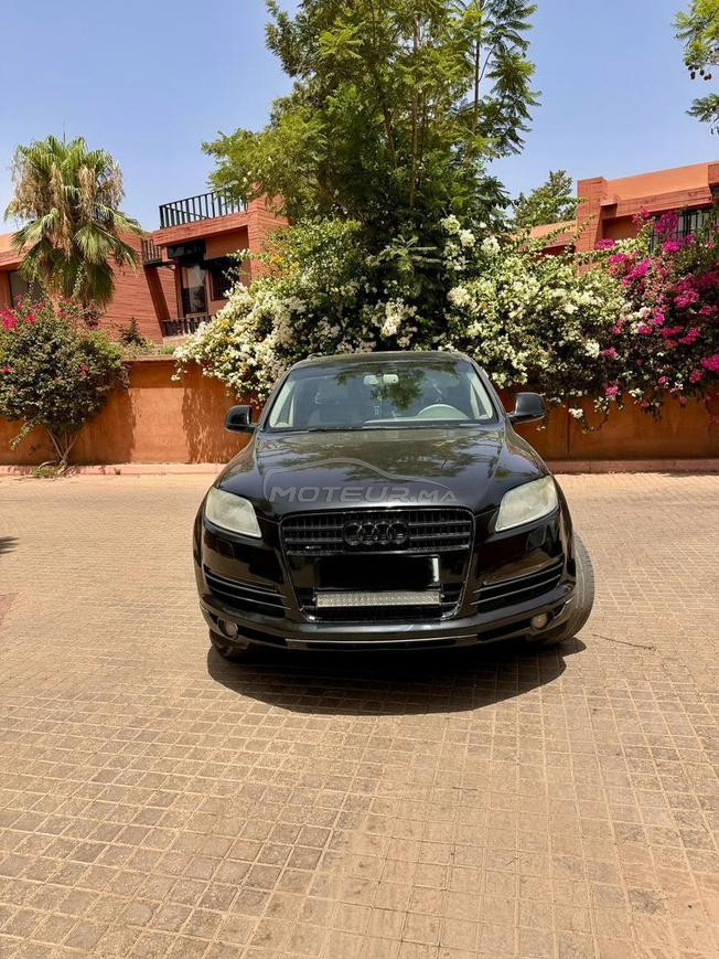 Audi Q7 en tres bon etat .