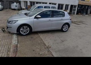 Peugeot 308 Diesel Manuelle 2014 à Meknès