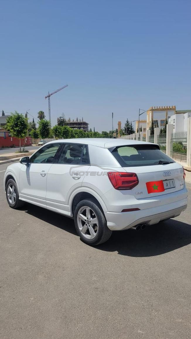 belle voiture audi Q2
