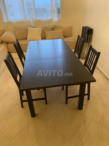 Table extensible IKEA BJURSTA et 4 chaises STEFAN