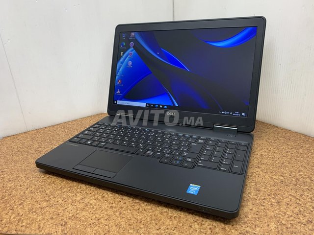 Dell i5 Ram 8 Disc SSDD batterie 4h écran 15 