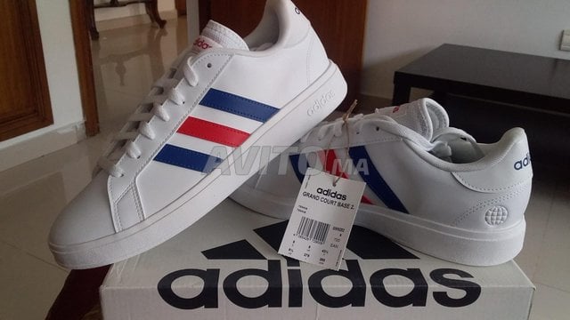 Adidas originale neuve pointure 43