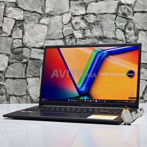 ASUS VivoBook Go 15 / Ryzen 5 7520U