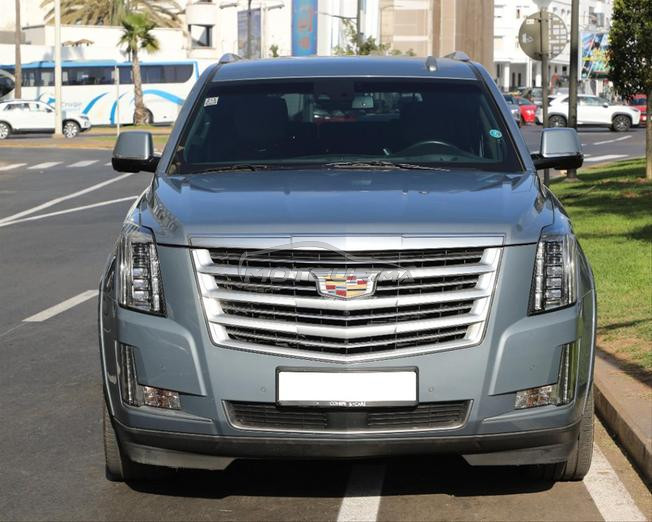 Cadillac Escalade Essence Automatique 2016