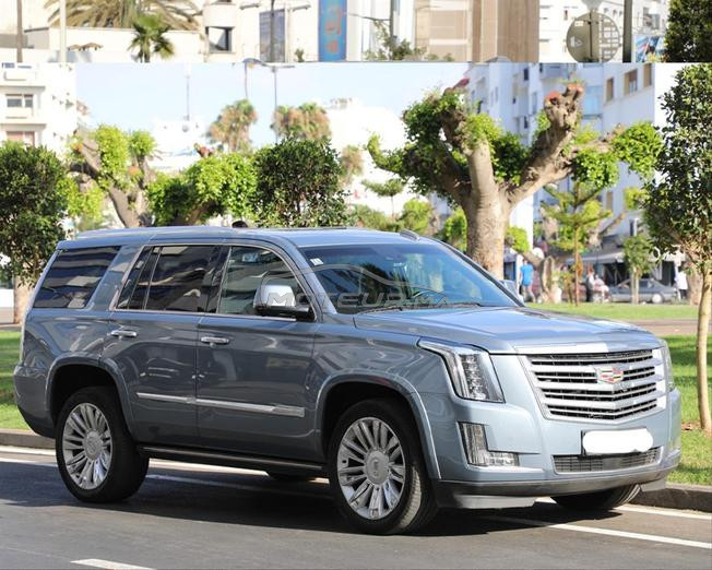 Cadillac Escalade Essence Automatique 2016
