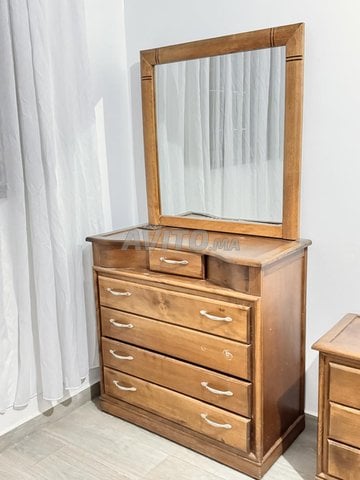 Transformez votre chambre avec ce lit élégant 