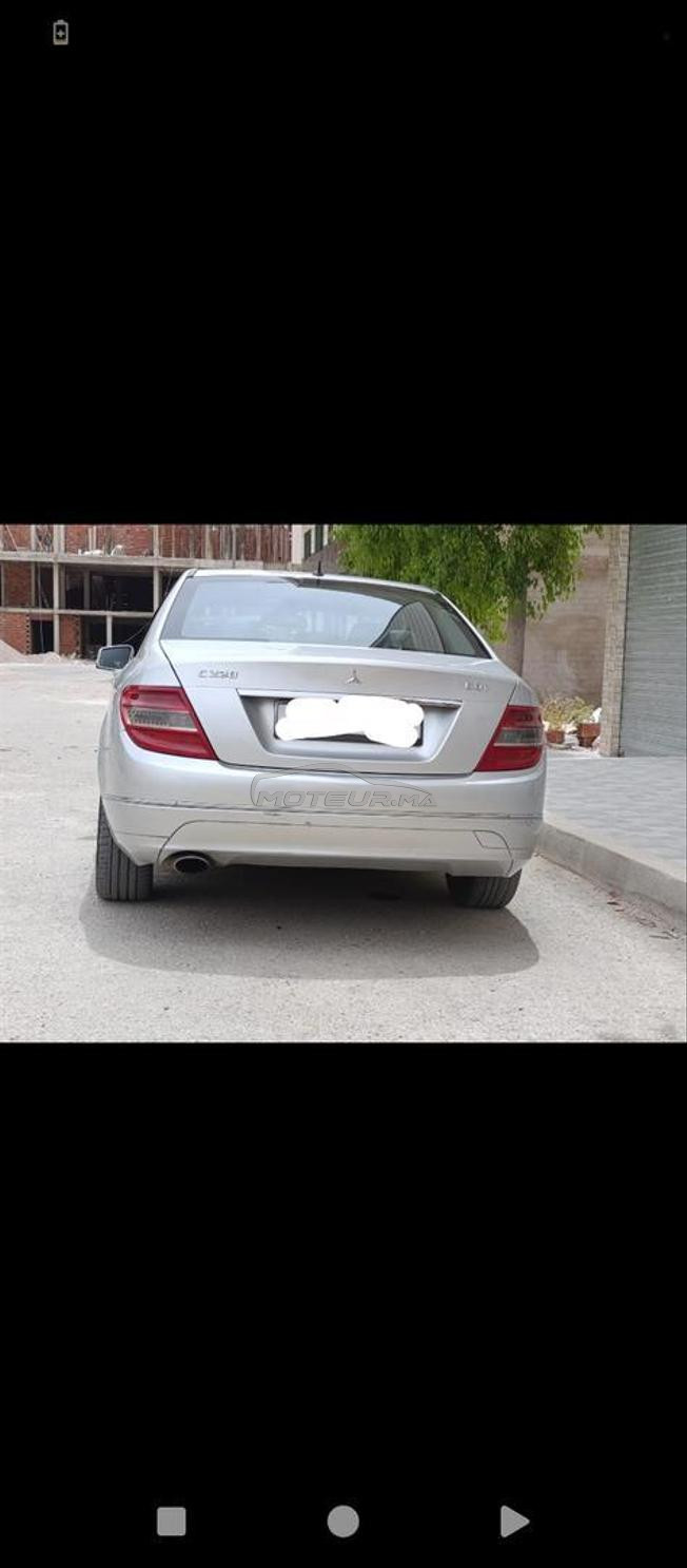Mercedes-Benz 220 Diesel Automatique 2008 à Taza