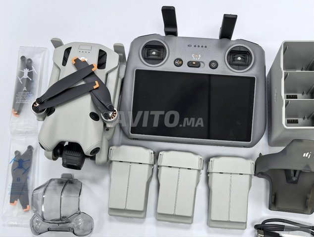 DJI MINI 4 pro fly more combo 