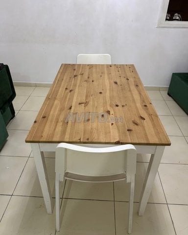 Table à manger IKEA