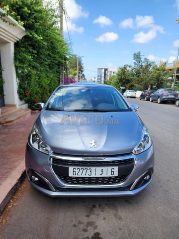 Peugeot 208 1.6 HDi – White Edition – 2019