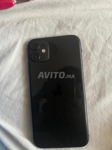 iphone 11 64 gb  jamais ouvert
