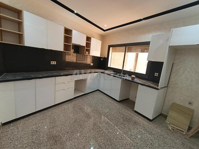 Appart safli 3 chambre 100m2 a al boustane 