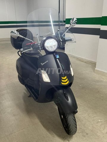 vespa Gts super 300 