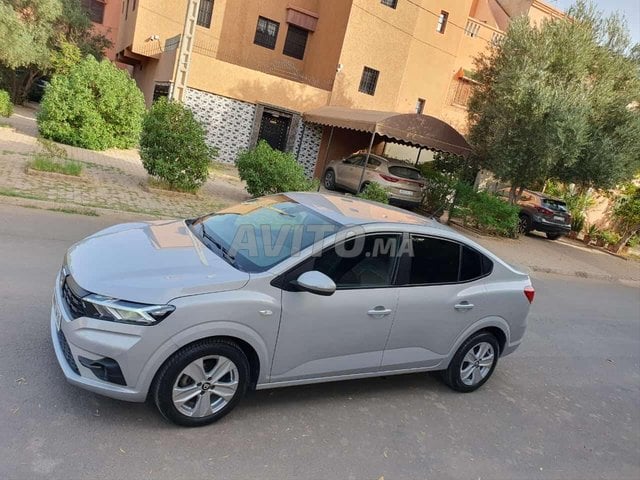Dacia Logan Essence Automatique 2022 à Marrakech