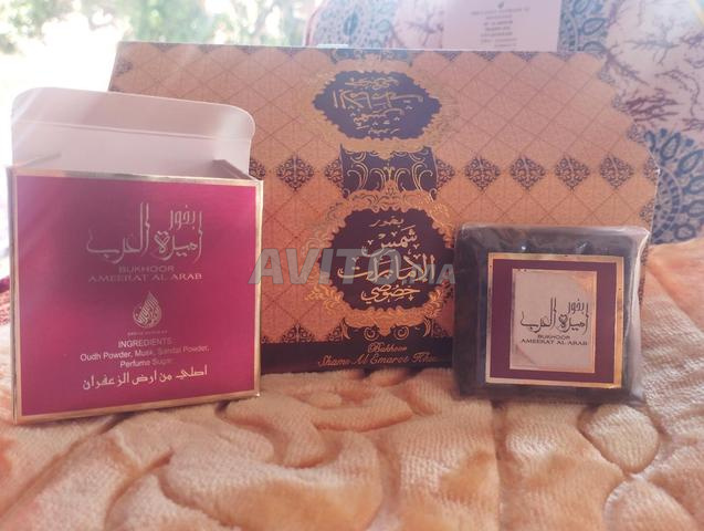 بخور فاخر برائحة مميزة --يدوم طويلا 