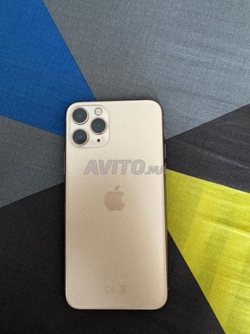 IPhone 11 Pro Gold 256 GB Batterie 74 (Officiel)