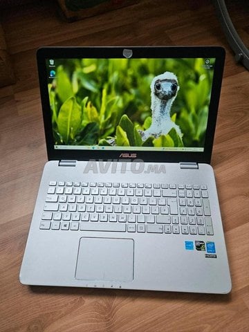 Asus i7 Ram 16 gemar double Graphique Dis 256 SSD 