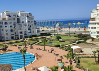 Appartements à louer quotidiennement dans des résidences sécurisées avec piscine à Martil