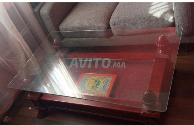 table en verre et bois 