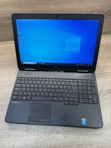 Dell i5 Ram 8 Disc SSDD batterie 4h écran 15 