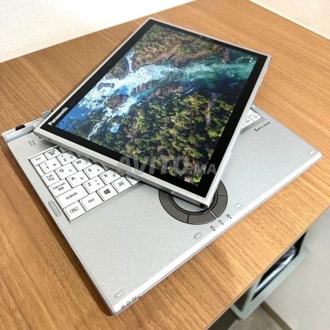 Pc et tablette tactile i5 7ème Ram 8 Disc 256 SSD 