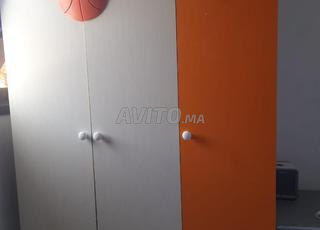 مكتبة ومكتب في فاس