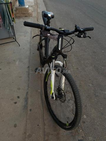 Vélo à vendre chez el oumari shopping 