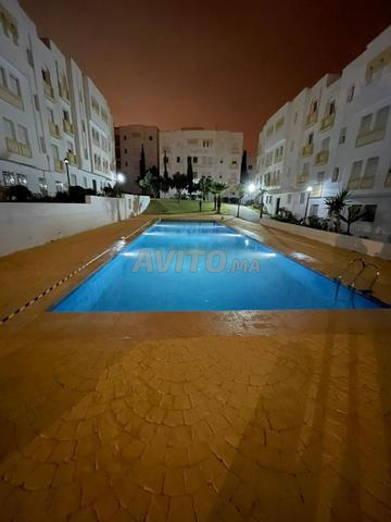 شقة مفروشة مع مسبح للكراء اليومي العائلي في طنجة 