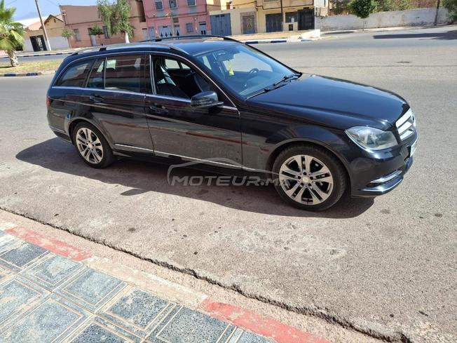 Mercedes-Benz 220 Diesel Automatique 2012