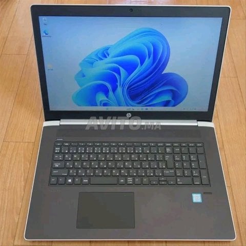 Hp i5 8eme Double Graphique Ram 8 Disc 256 SSD 