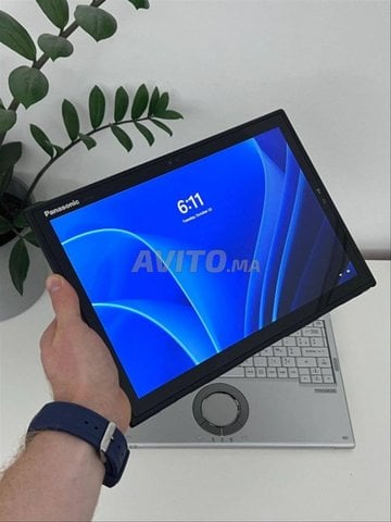 Pc et tablette tactile i5 7ème Ram 8 Disc 256 SSD 