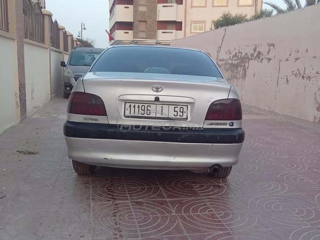 avensis 2.0