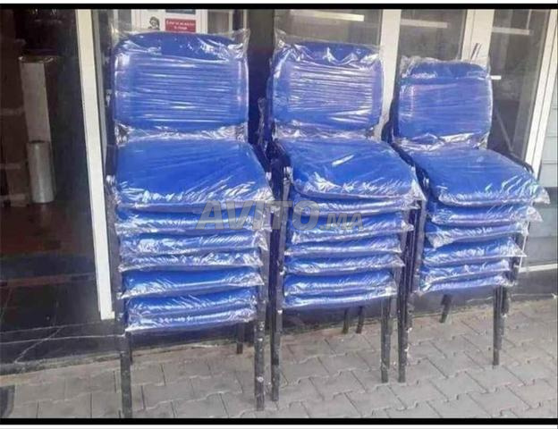 تجهيزات تعليمية CHAISE SCOLAIRES AVEC ÉCRITOIRE 