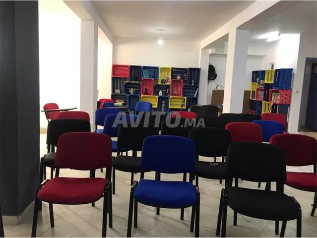  BONNE QUALITÉ DE CHAISE SCOLAIRES AVEC ÉCRITOIRE 