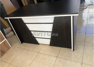 BUREAUX DISPONIBLES LOCALEMENT À BÉÉNI MELLAL