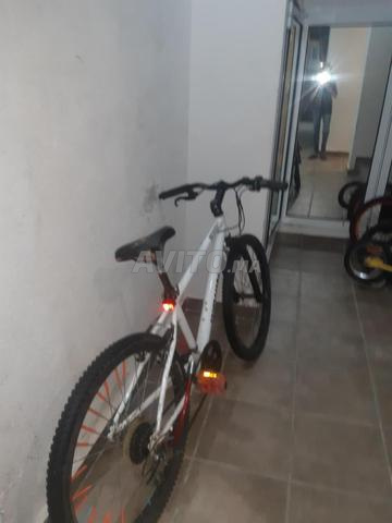 دراجة هوائية من نوع rockrider300 b-twin  - 2