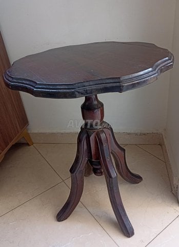 Petite table