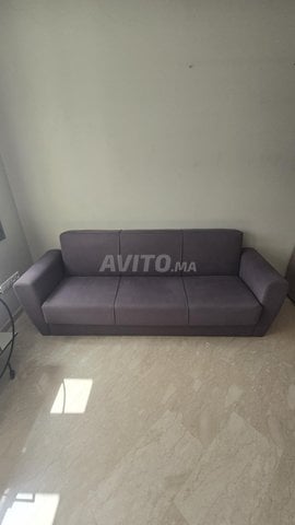 Canapé Kitea bon état 1700 dhs