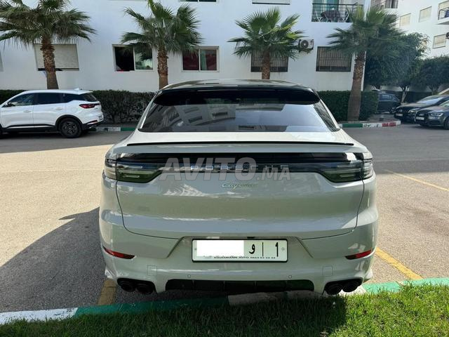 Porsche Cayenne Hybride Automatique 2021 à Tanger